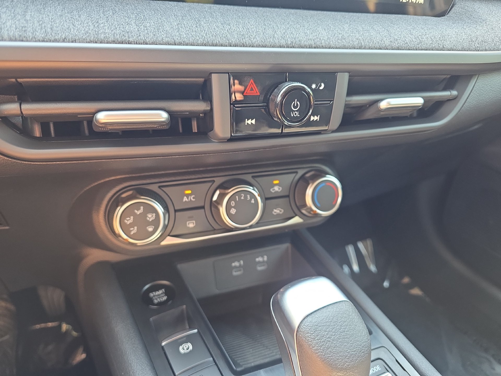 New 2027 Nissan Kicks S FWD image 23
