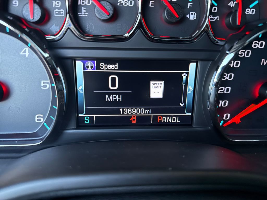 Used 2018 Chevrolet Suburban LT AWD/4WD image 20