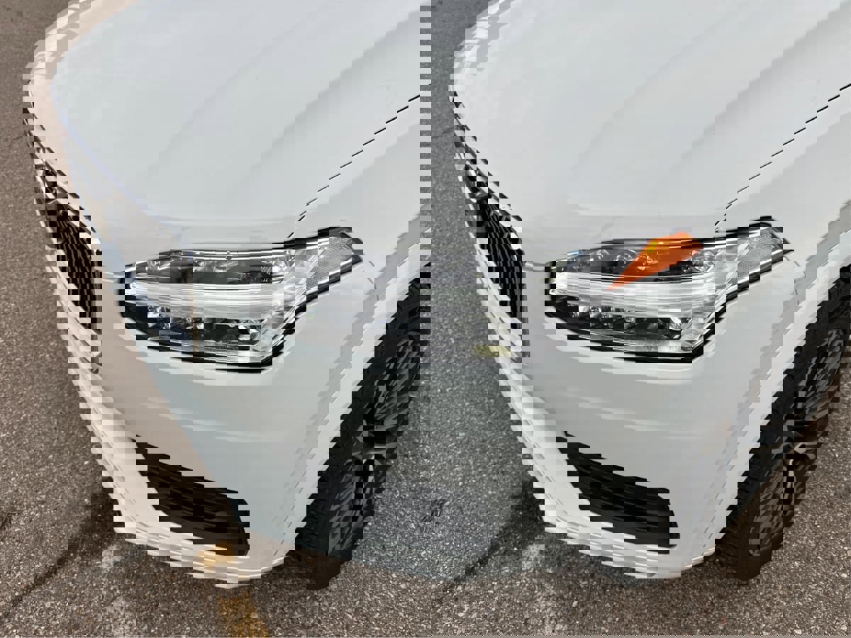 Used 2022 Volvo XC90 T5 Momentum w/ Protection Package Premier image 33