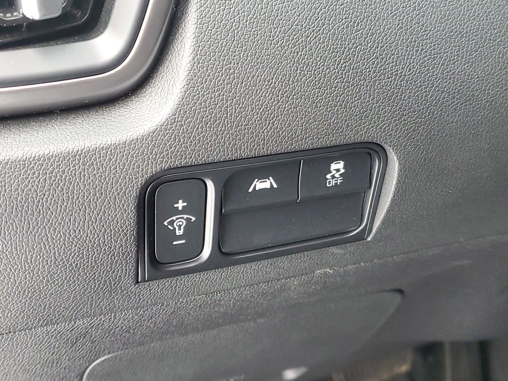Used 2023 Kia Sorento LX image 12