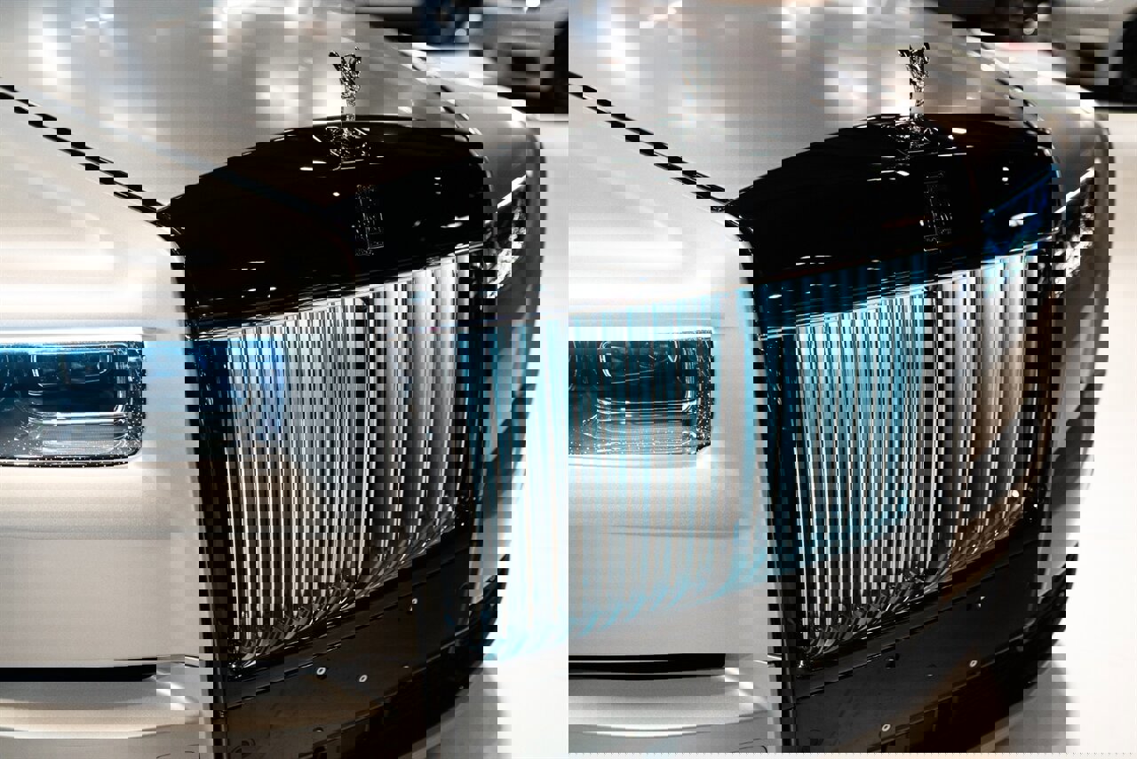 Used 2025 Rolls-Royce Phantom Sedan image 31