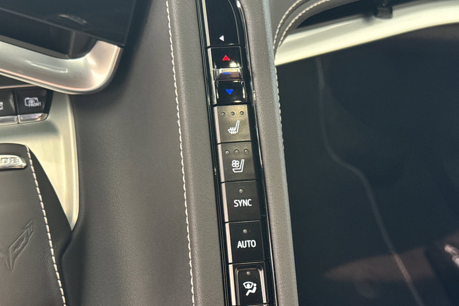 New 2025 Chevrolet Corvette E-Ray image 16