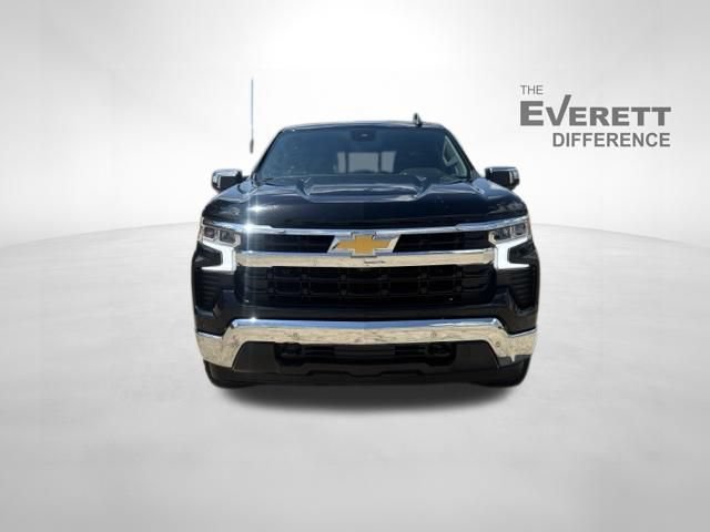 Used 2024 Chevrolet Silverado 1500 LT AWD/4WD image 2