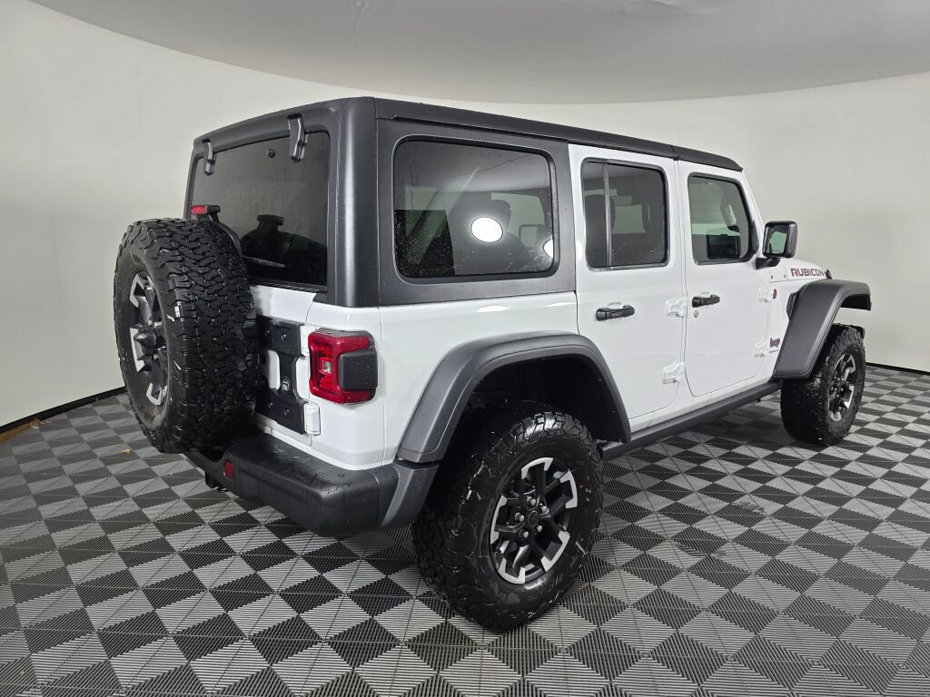 New 2026 Jeep Wrangler Unlimited Rubicon w/ Steel Bumper Group image 4
