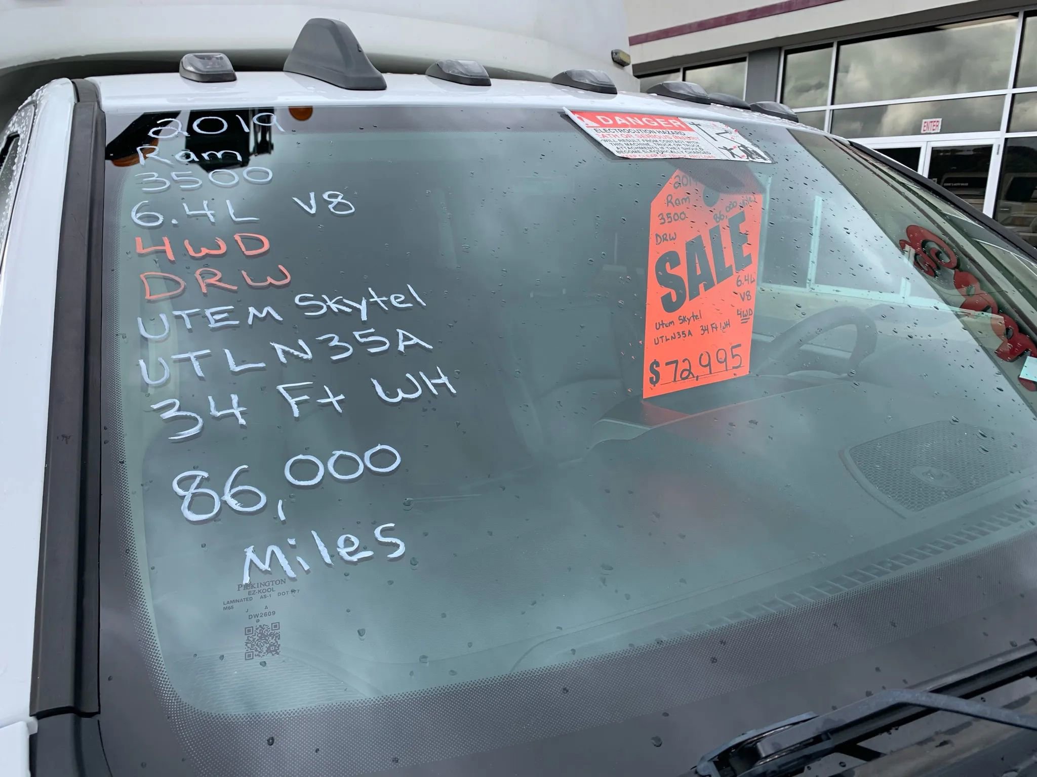 Used 2019 RAM 3500 Tradesman AWD/4WD image 3