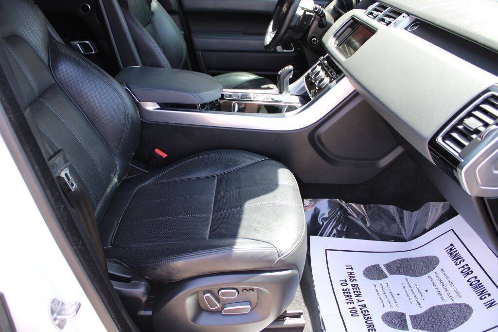 Used 2014 Land Rover Range Rover Sport Supercharged AWD/4WD image 12