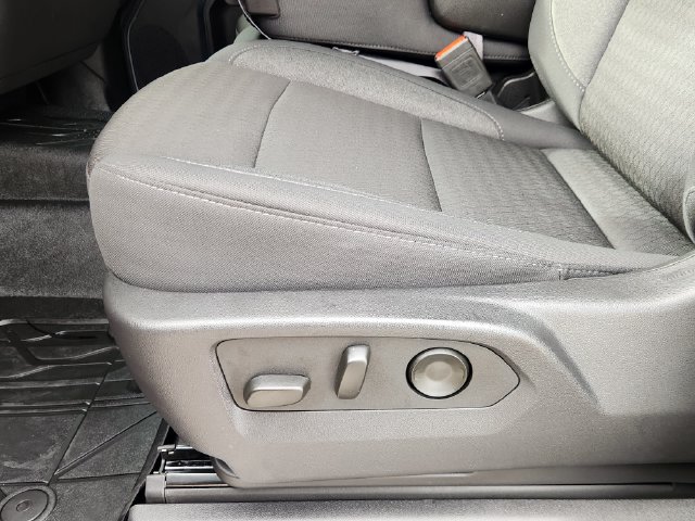 Used 2025 Chevrolet Silverado 1500 LT RWD image 23