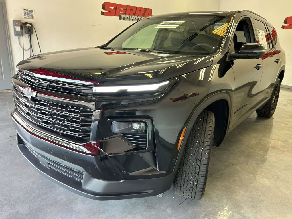 Used 2024 Chevrolet Traverse LT w/ Enhanced Driving Package FWD image 7