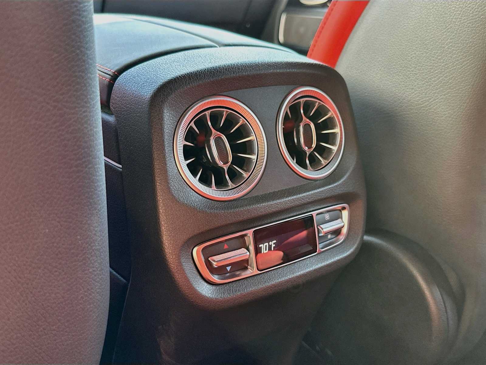 Used 2025 Mercedes-Benz G 550 image 27