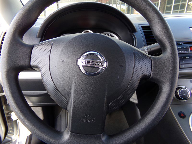 Used 2011 Nissan Sentra 2.0 image 42