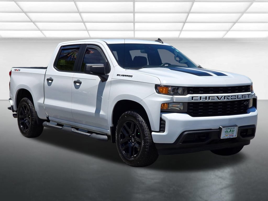 Certified 2022 Chevrolet Silverado 1500 Custom w/ Rally Edition AWD/4WD image 15