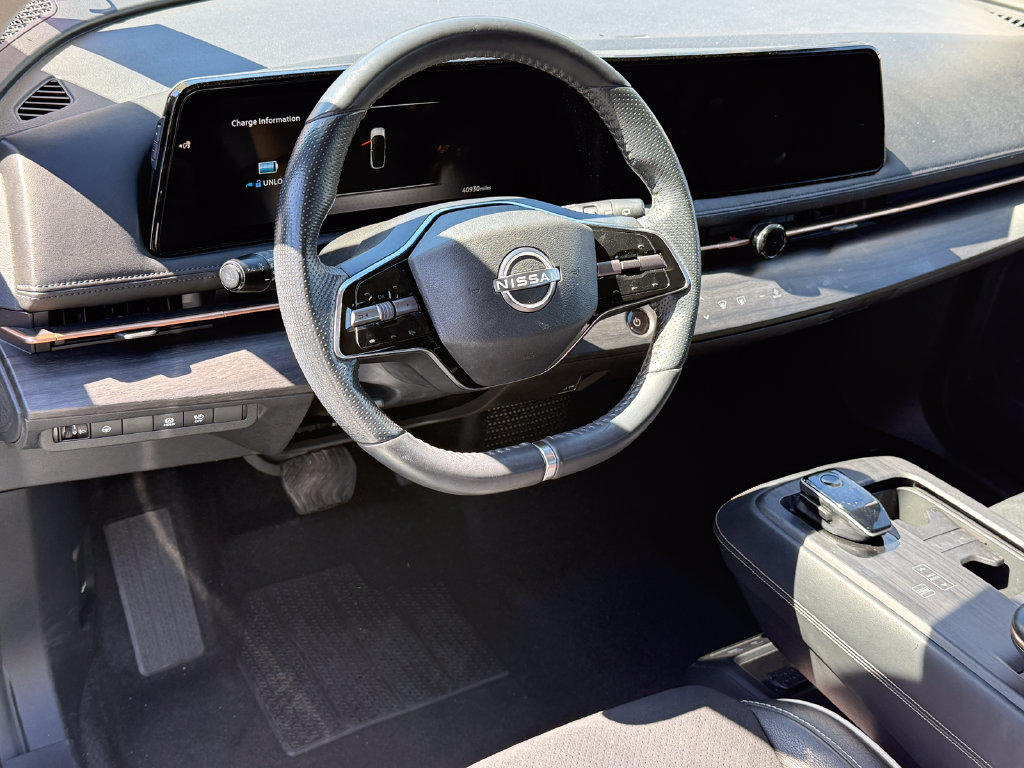 Used 2023 Nissan Ariya FWD image 26