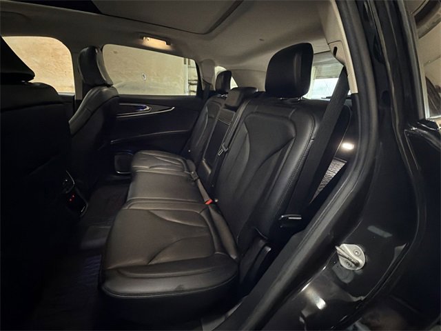 Used 2022 Lincoln Nautilus Reserve w/ Equipment Group 201A image 24