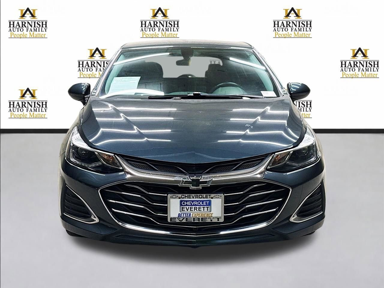 Used 2019 Chevrolet Cruze Premier FWD image 2