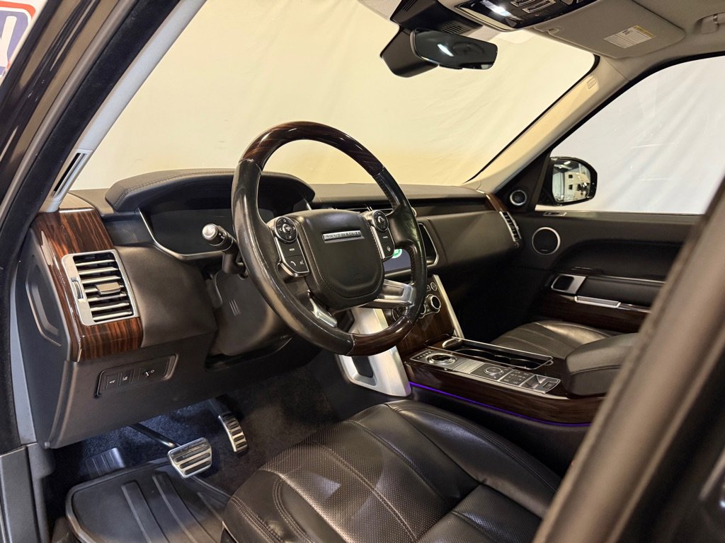 Used 2017 Land Rover Range Rover Supercharged image 16