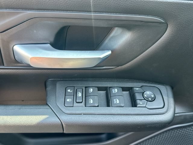 New 2026 RAM 1500 Express AWD/4WD image 12