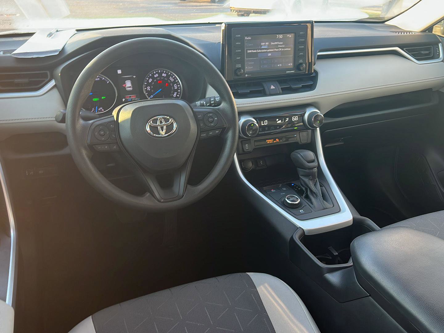 Certified 2022 Toyota RAV4 XLE image 17