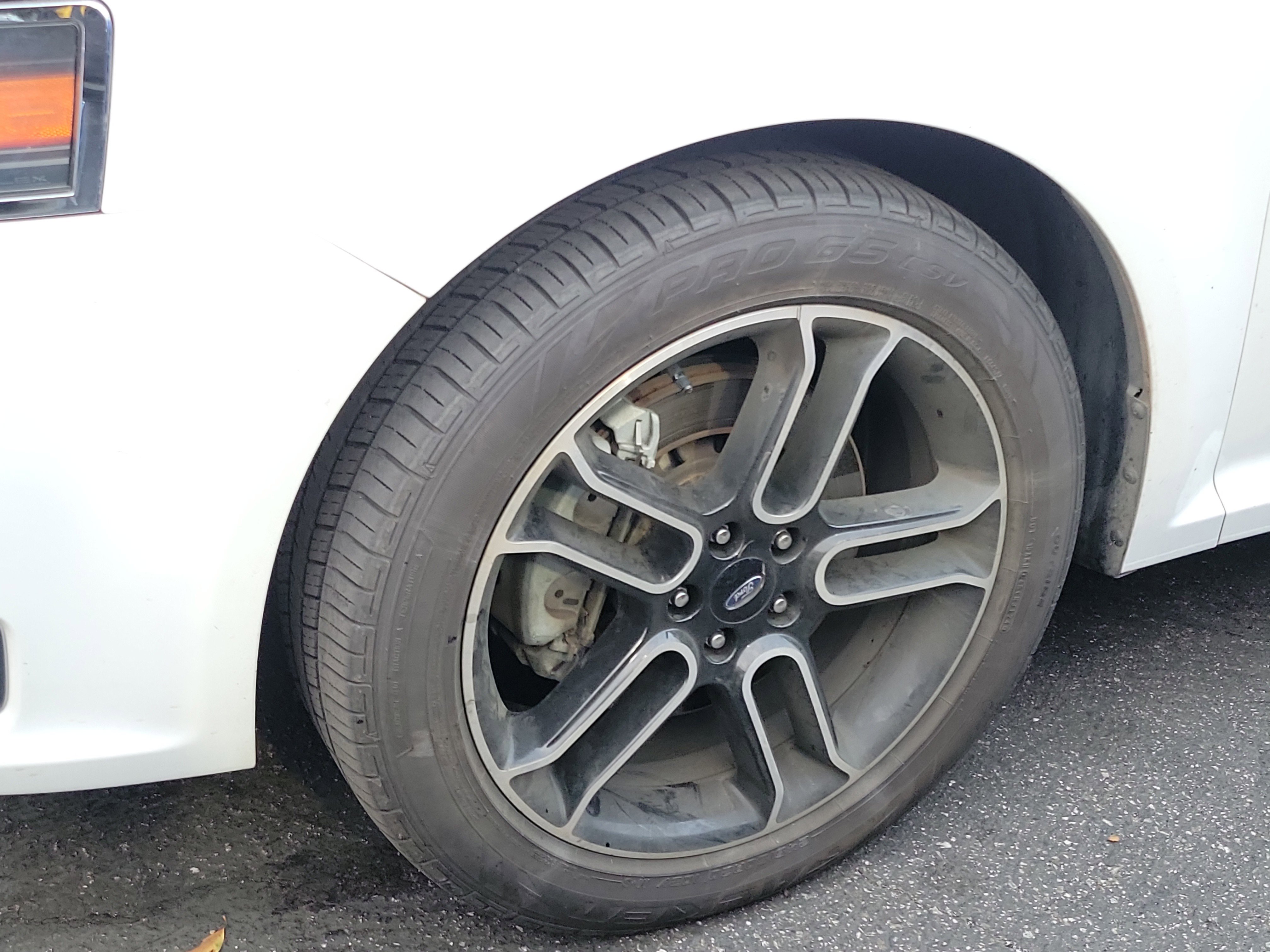 Used 2014 Ford Flex SEL w/ Equipment Group 202A FWD image 2
