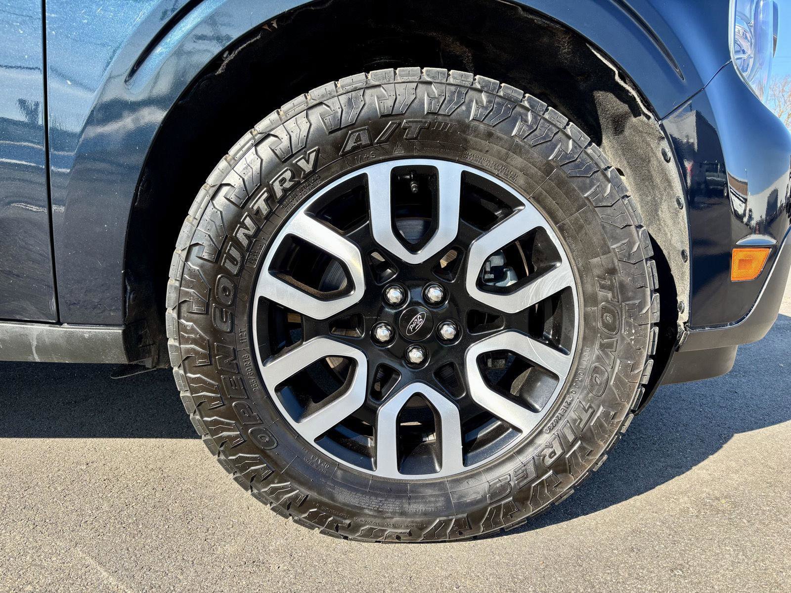 Used 2022 Ford Maverick Lariat w/ Equipment Group 500A Standard image 29