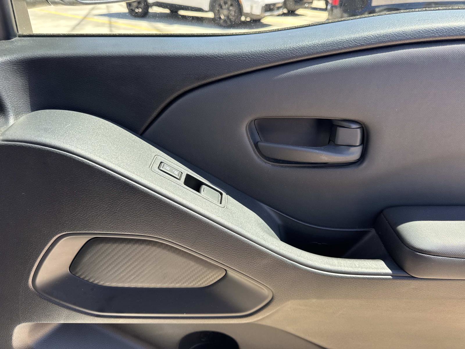 Used 2022 Nissan Frontier S RWD image 14