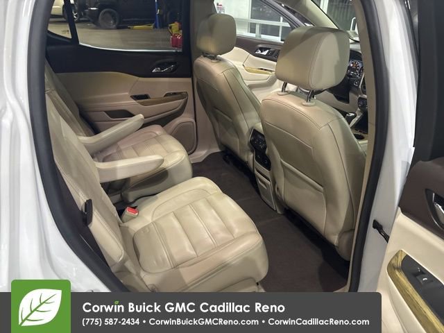 Used 2017 GMC Acadia Denali w/ Technology Package AWD/4WD image 33