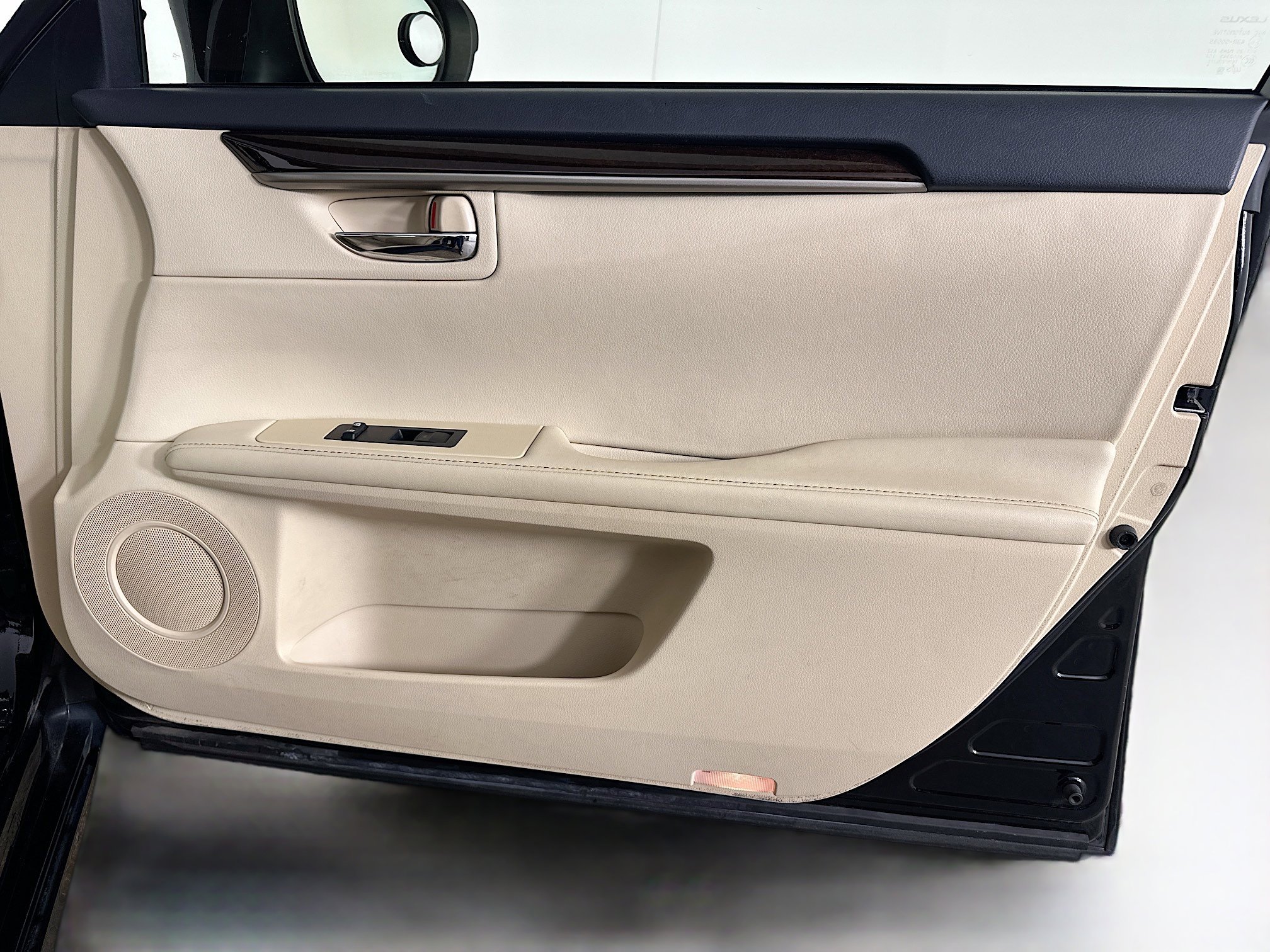 Used 2013 Lexus ES 350 w/ Luxury Pkg FWD image 32