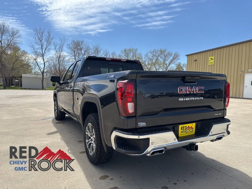 New 2025 GMC Sierra 1500 SLE image 11