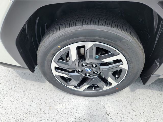 Used 2025 Subaru Forester Premium image 10