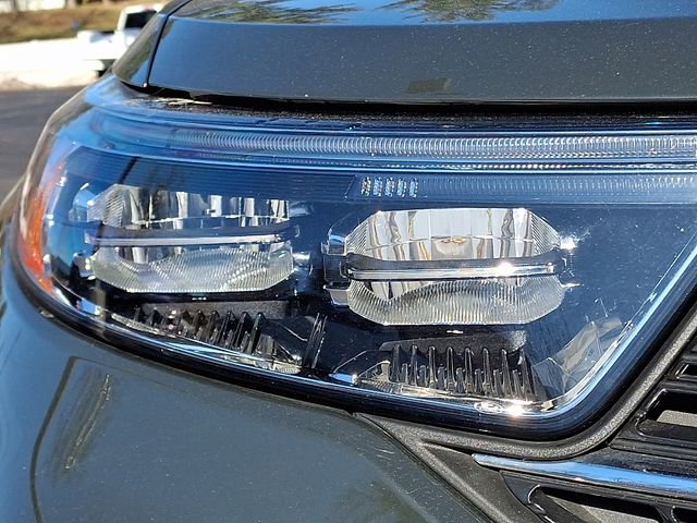 Certified 2022 Ford Explorer XLT w/ Equipment Group 202A image 9