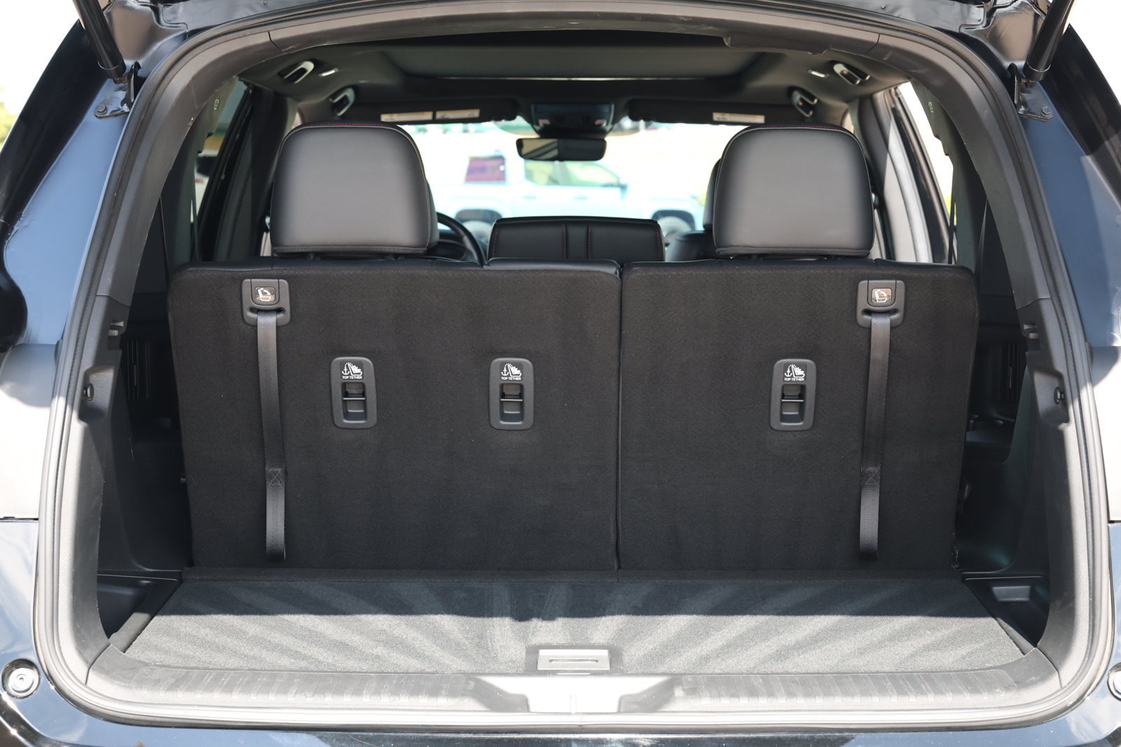 Used 2025 Honda Pilot Black Edition image 36