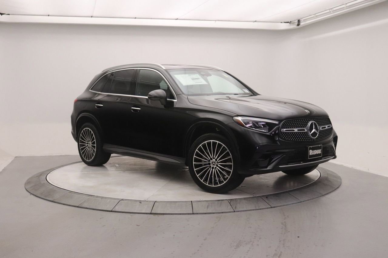 New 2026 Mercedes-Benz GLC 300 image 1