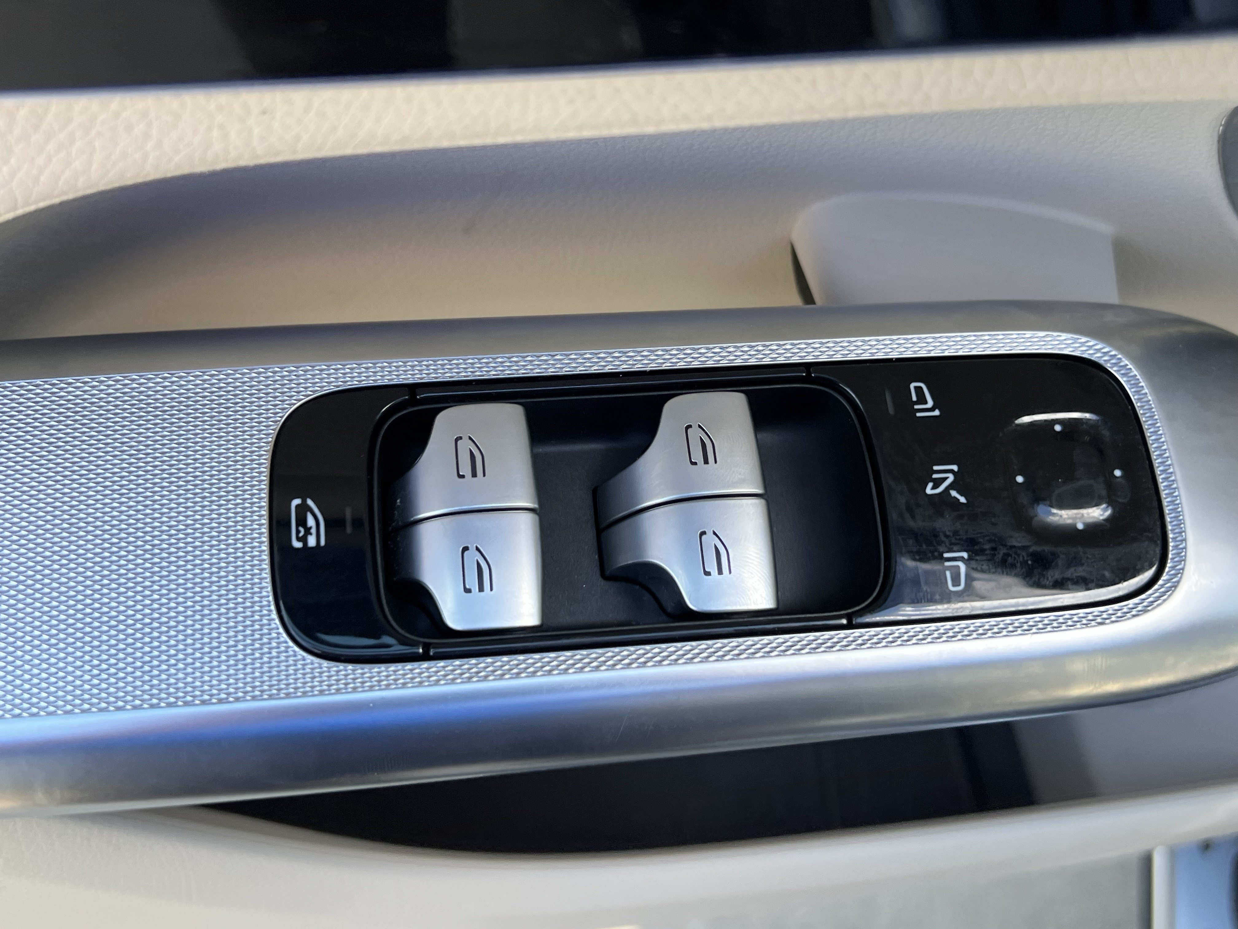 Certified 2023 Mercedes-Benz GLC 300 4MATIC image 15