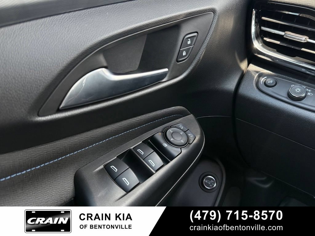 Used 2025 Buick Envista Sport Touring w/ Convenience I Package FWD image 10