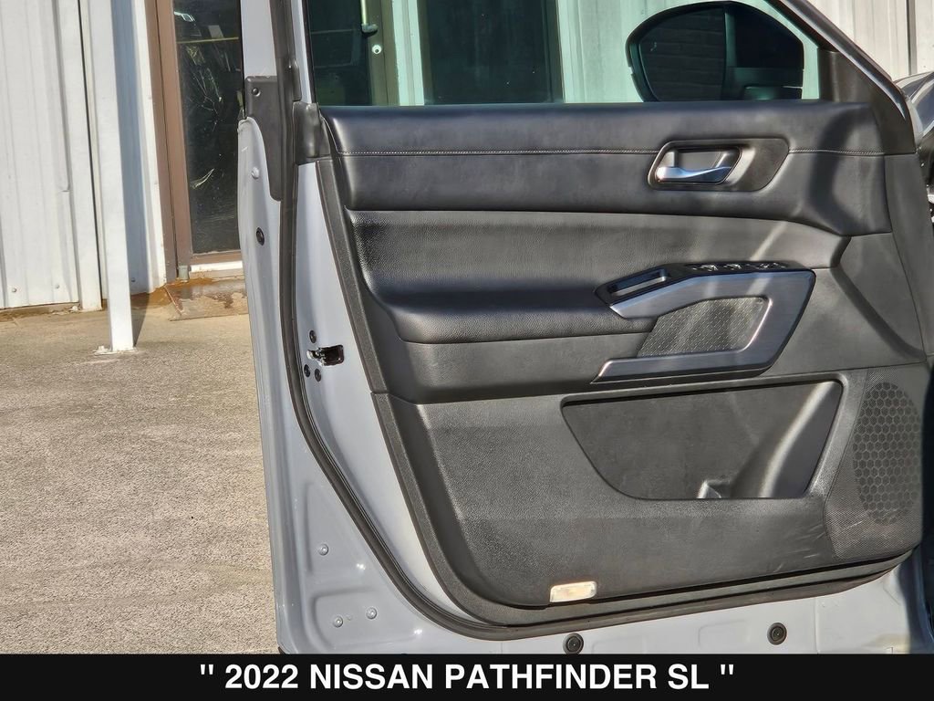 Used 2022 Nissan Pathfinder SL w/ SL Premium Package image 14