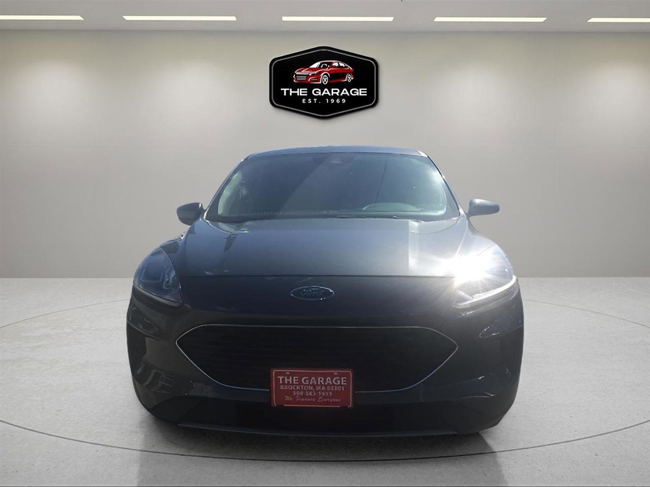 Used 2020 Ford Escape SE AWD/4WD image 2