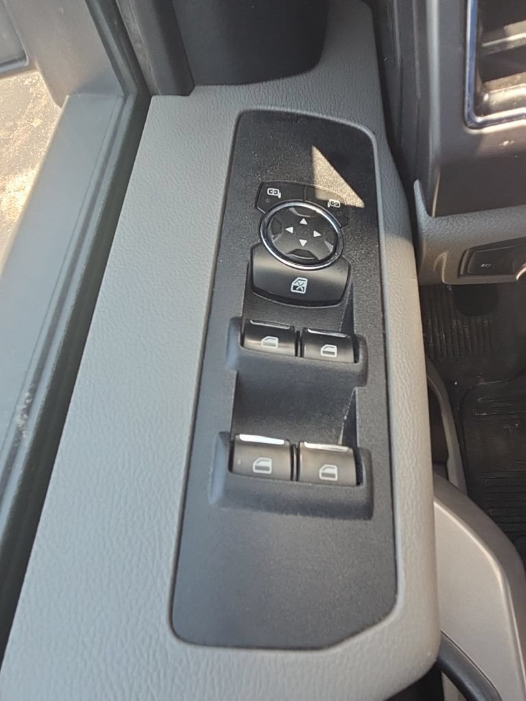 Used 2020 Ford F450 XLT w/ Snow Plow Prep Package AWD/4WD image 12