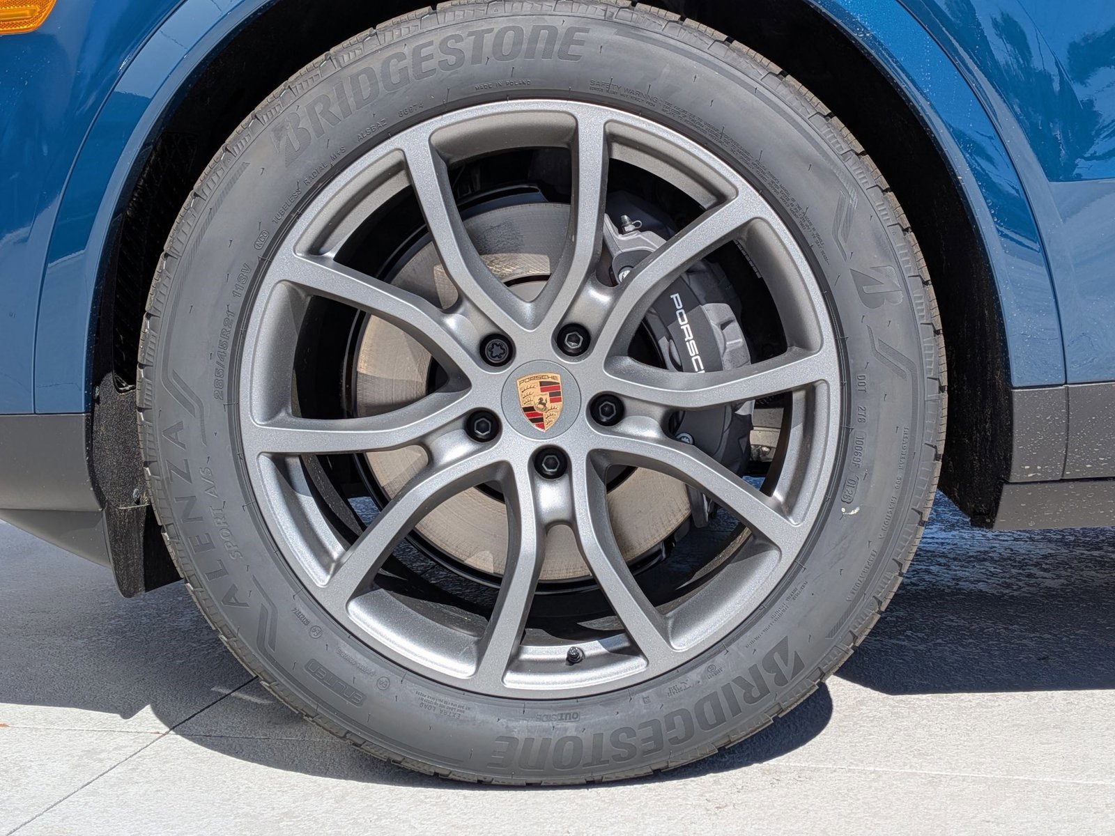 New 2026 Porsche Cayenne Coupe image 28