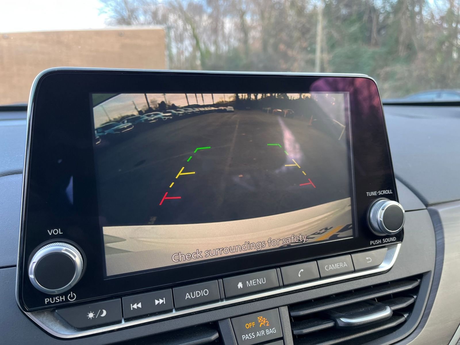 Used 2025 Nissan Altima 2.5 SV image 17