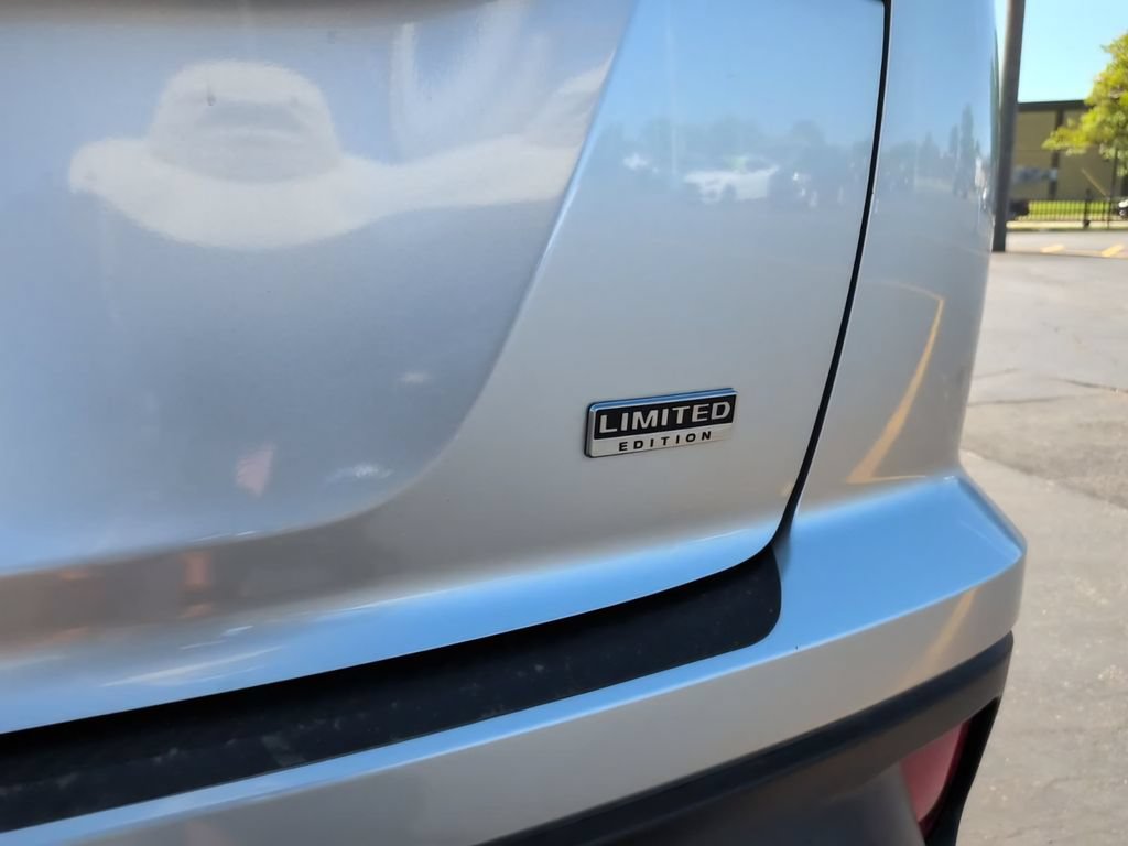 Used 2023 Mitsubishi Eclipse Cross LE AWD/4WD image 18