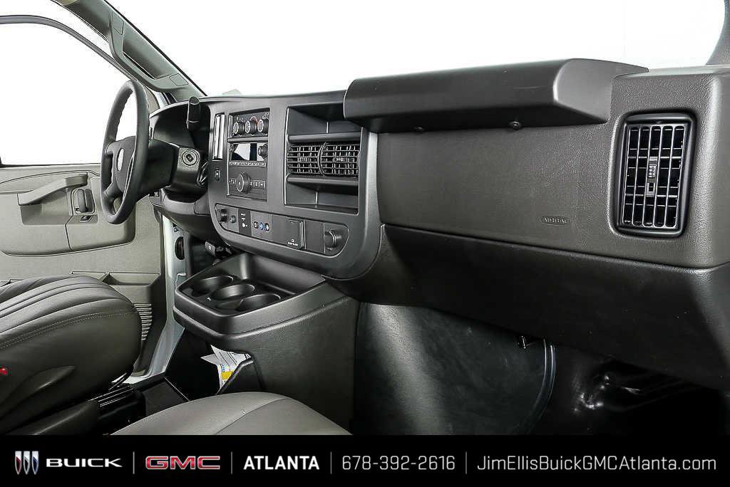 New 2025 GMC Savana 2500 w/ Driver Convenience Package RWD image 17