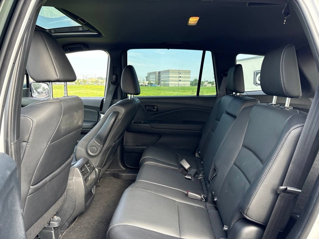 Used 2023 Honda Passport EX-L image 15