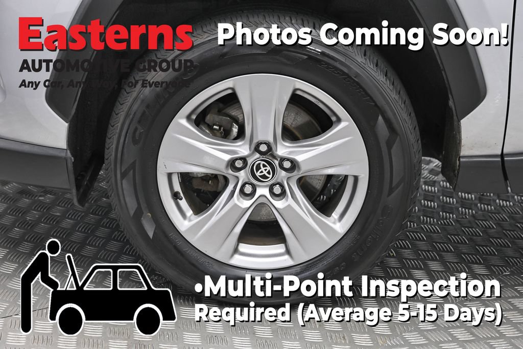Used 2024 Toyota RAV4 XLE AWD/4WD image 31