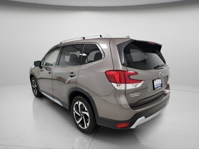 Used 2023 Subaru Forester Touring image 11