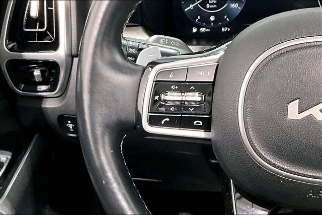Used 2022 Kia Sorento SX AWD/4WD image 11