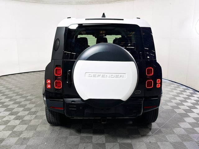 Used 2021 Land Rover Defender 110 SE AWD/4WD image 2