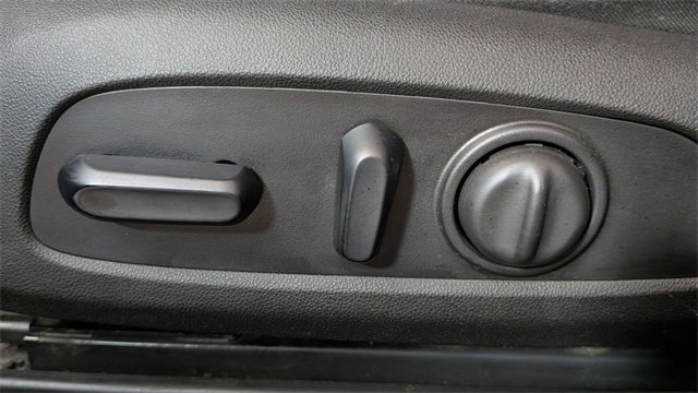 Used 2019 Chevrolet Malibu LT image 13