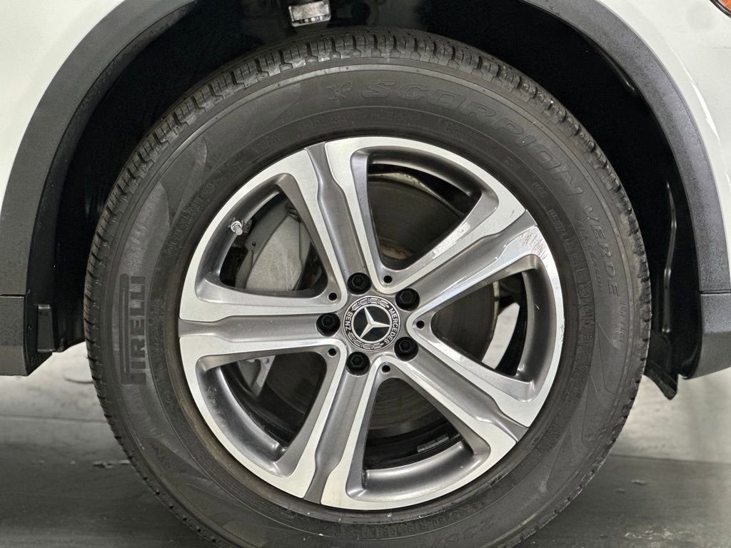 Used 2021 Mercedes-Benz GLC 300 image 26