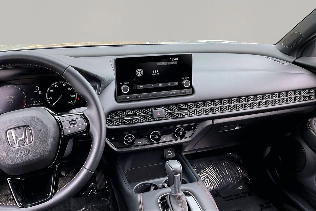 Used 2025 Honda HR-V Sport image 9