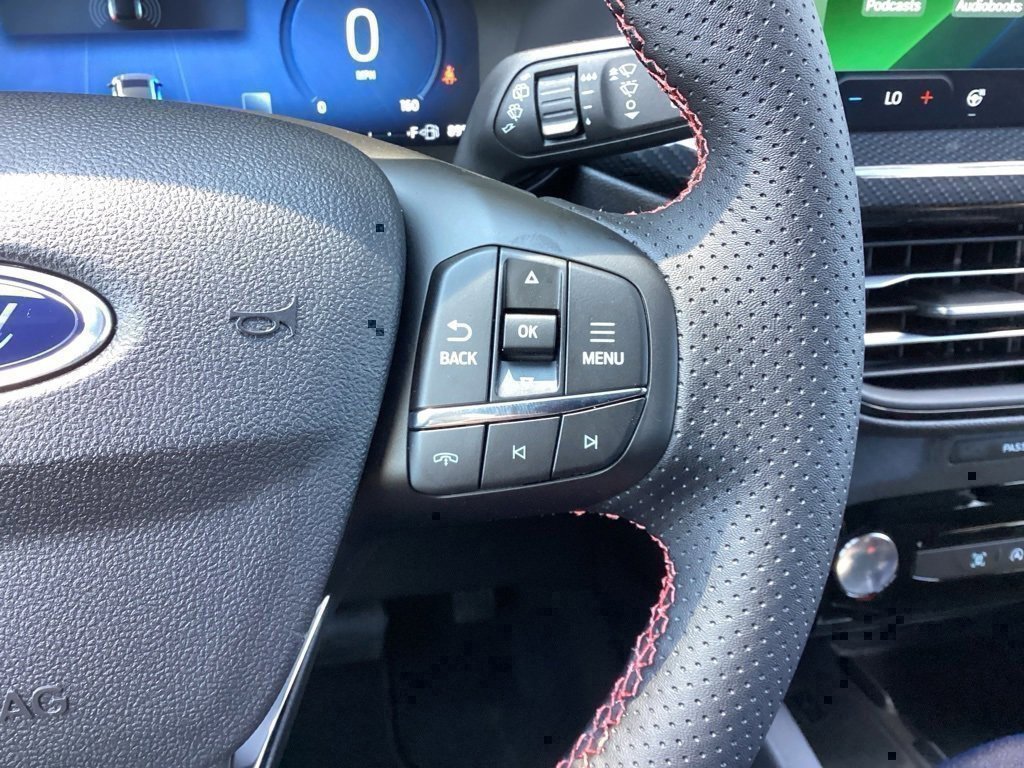 New 2025 Ford Escape ST-Line Elite image 45