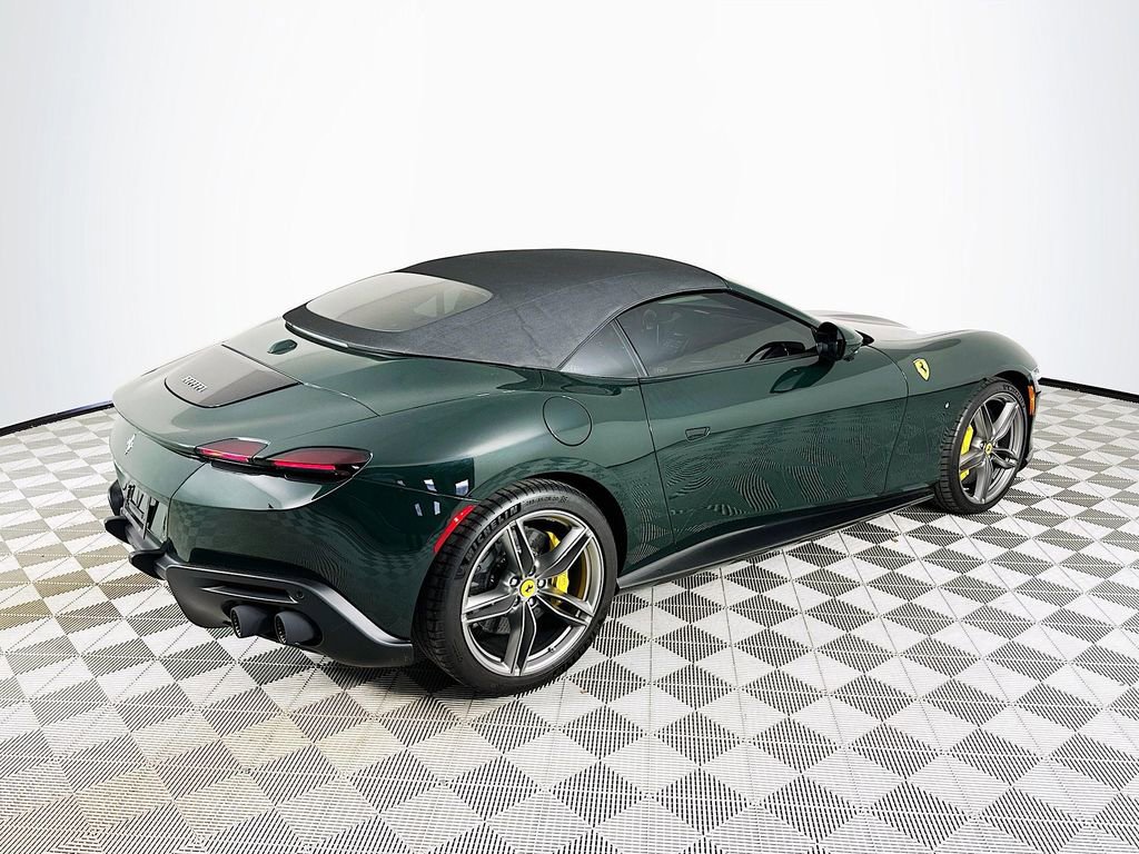 Used 2025 Ferrari Roma Spider image 35
